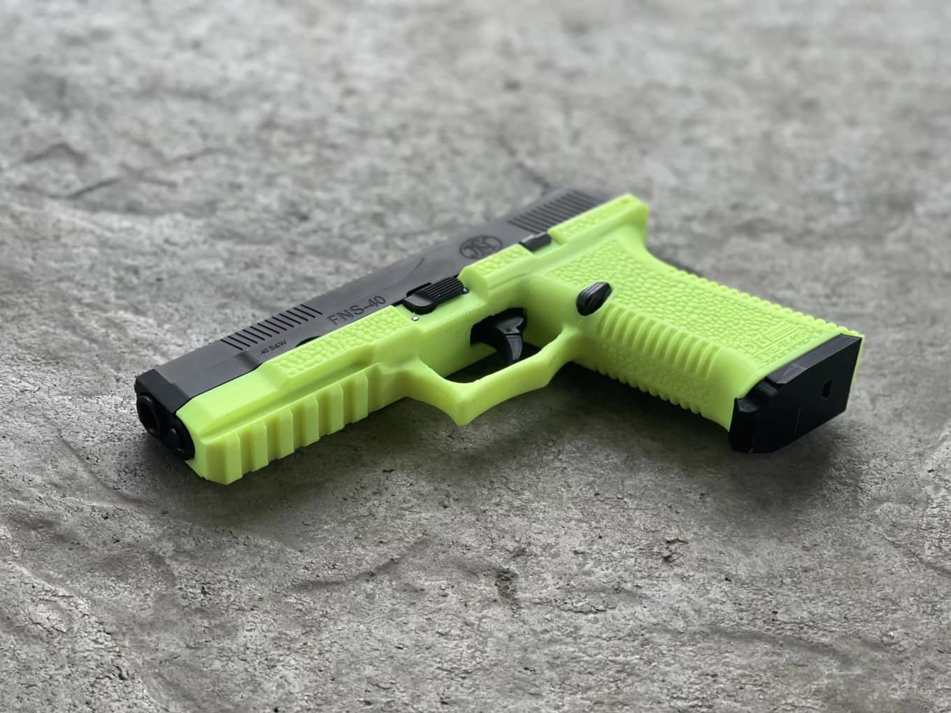 tms 94 fns40 fns9 alien green